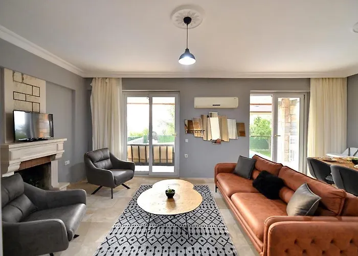 Villa Almond *